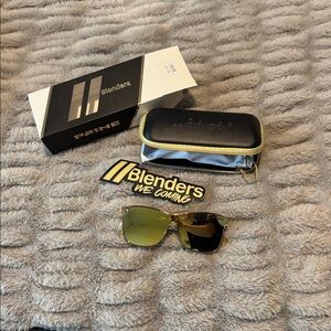 Blenders Prime Gold Sunglasses